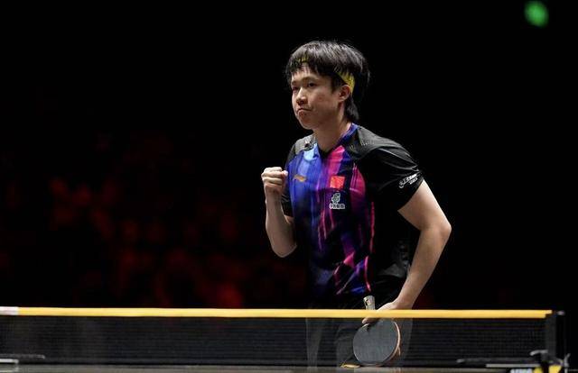 王楚钦称体力已达极限，国乒黑马连克日本对手继续“开挂”