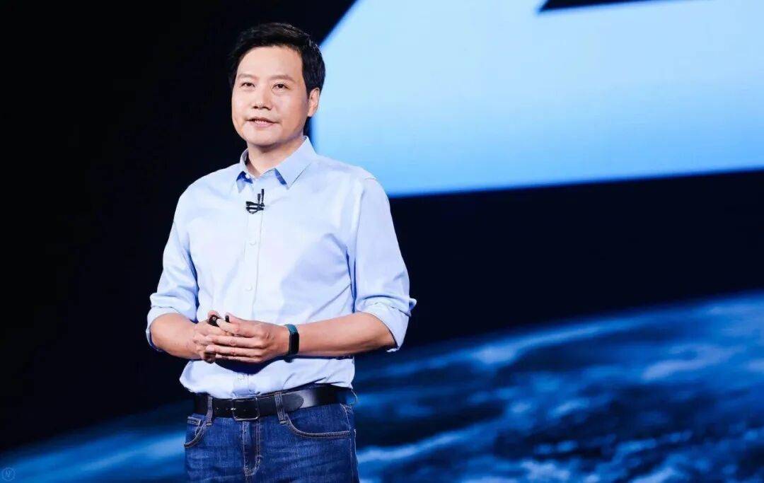 黄仁勋来一次北京,比我北漂三年吃的网红小吃都多